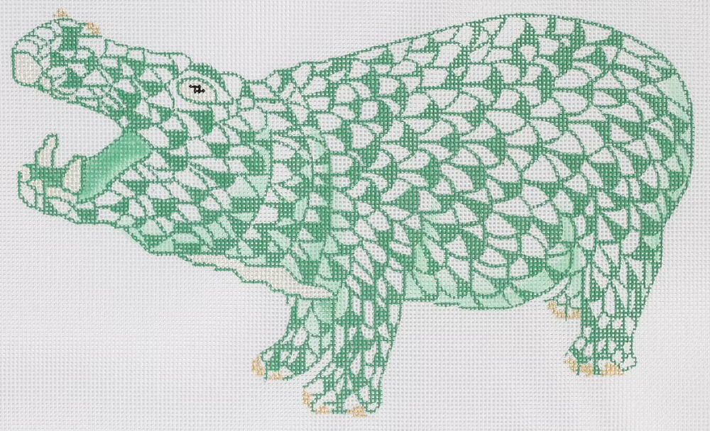 Herend-inspired Fishnet Hippo – emerald green w/ gold