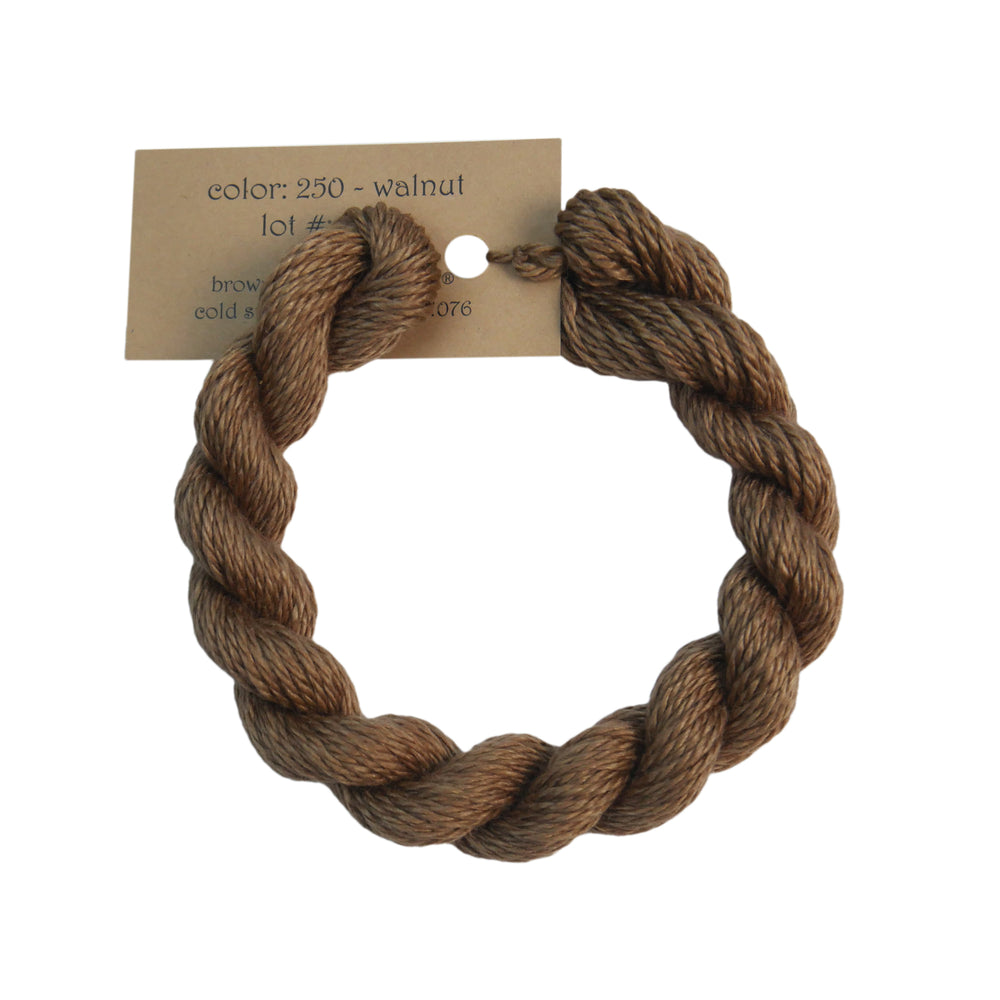 Silk & Ivory: Walnut